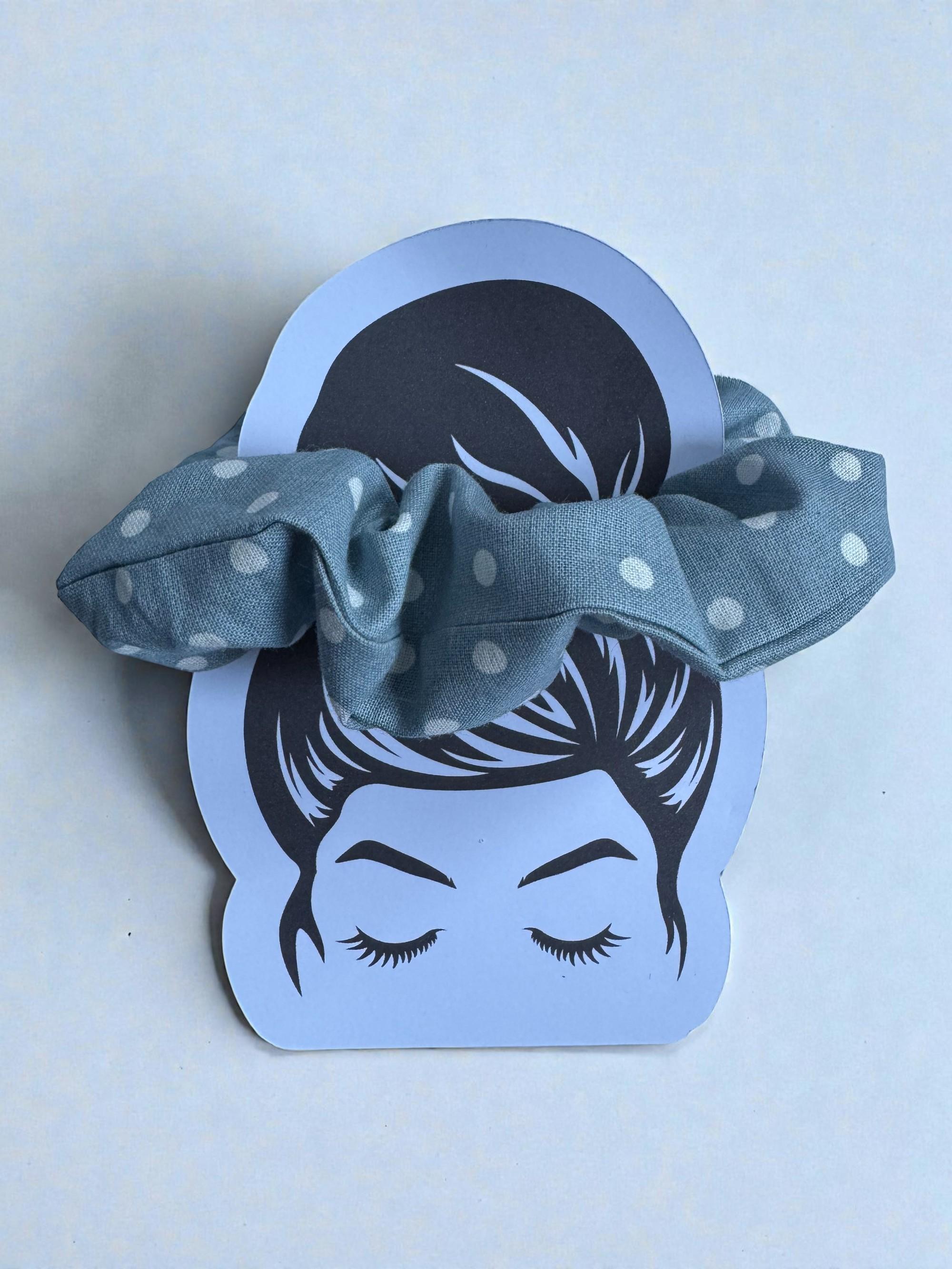 Hår scrunchie - støvblå med prikker